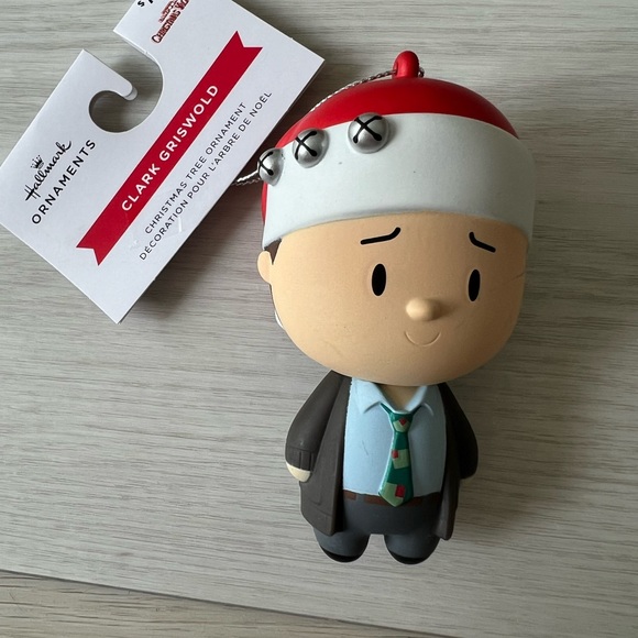 New Hallmark National Lampoons Clark Griswold Christmas Ornament - Picture 4 of 6
